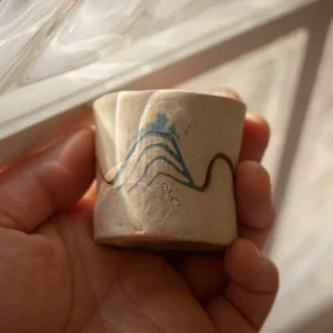 Caneca personalizada de cerâmica: ideias para presentear com significado