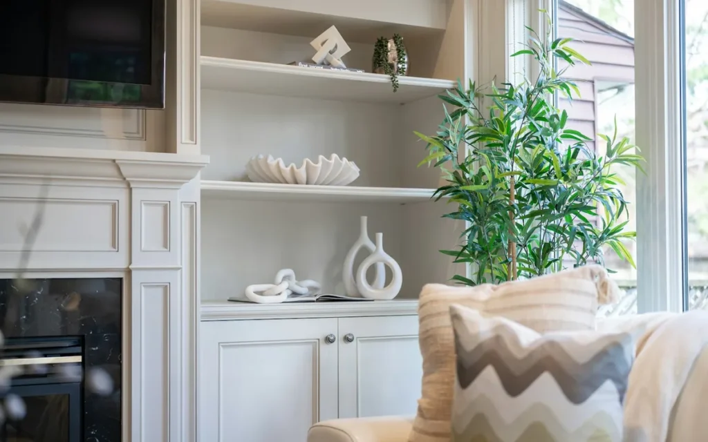 Como decorar com cerâmica: composições para estante, aparador e mesa